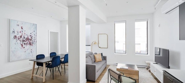 Bakan- 2Bedrooms Old Mtl-6Guests in Montréal