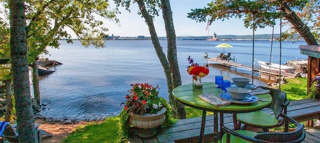 Bayview Cottage Park Point Retreat | Private Dock + Beach Across Street in Duluth