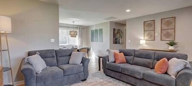 Beautiful 3 BR/2 Bath Very Close to IU & Downtown in Bloomington