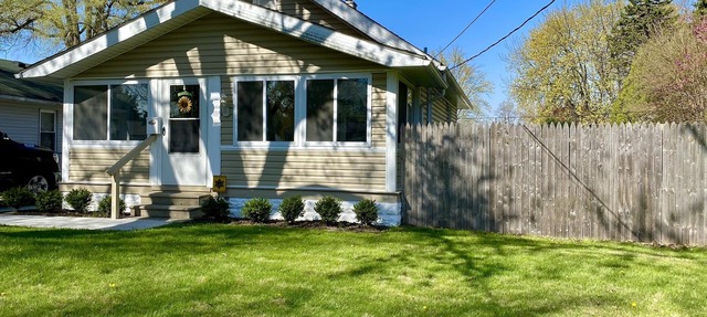 ~Bee1 Bungalow~Charming & Cozy in a Prime Location! in TOLEDO