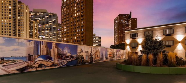 Best Western Plus Hyde Park Chicago Hotel in Chicago