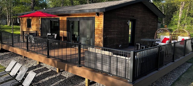Big Birch Lake Cabin & Shoreline Bunkhouse - Dock, Sunset Views, Family Friendly in Grey Eagle