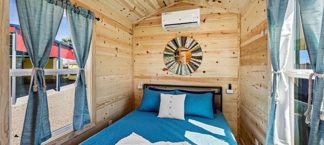 Big Chill Beach Cabin ~ Near Margaritaville ~ NEW in Crystal Beach