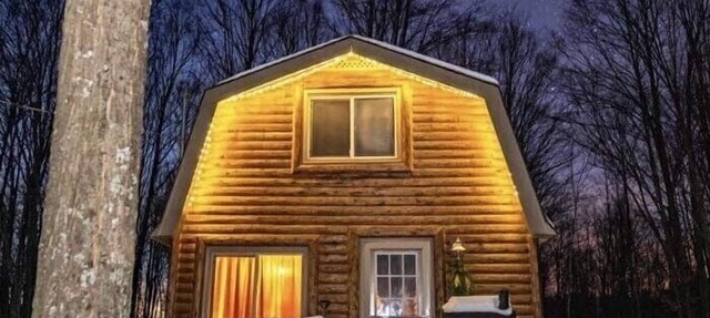 Bonfire Holler Cabin in Frederic