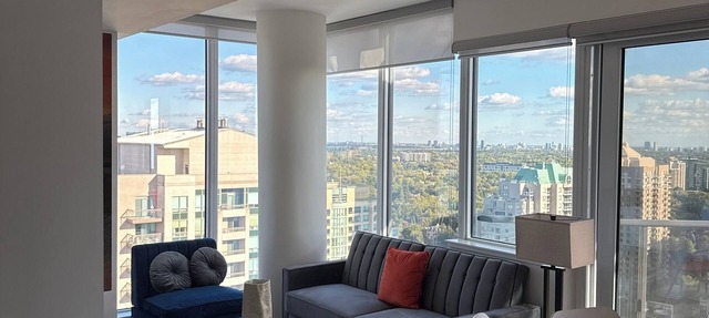 Bright 1BR Condo |Yonge& Sheppard area in Toronto