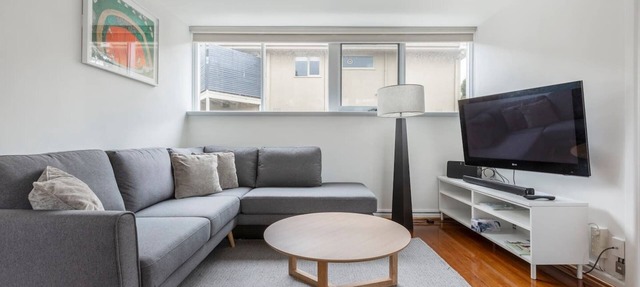 Bright and Modern Space with a Balcony and Parking in Hawthorn