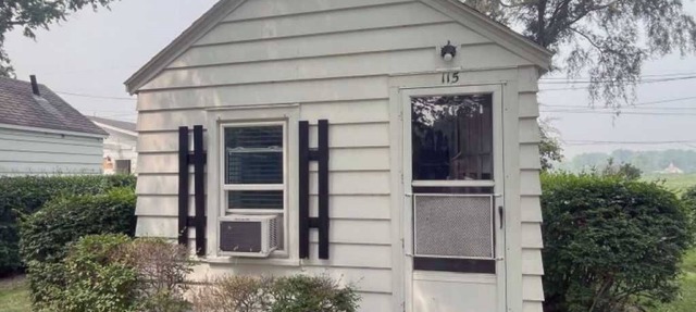 Cabin #117 A tranquil 1 bedroom with AC and WiFi in Huron