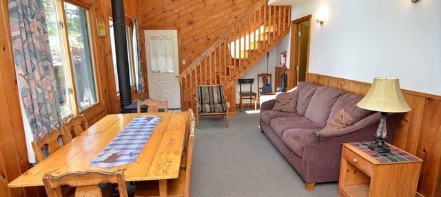 Cabin #12 - Three Bedroom with Loft (4th bedroom) in Iron River