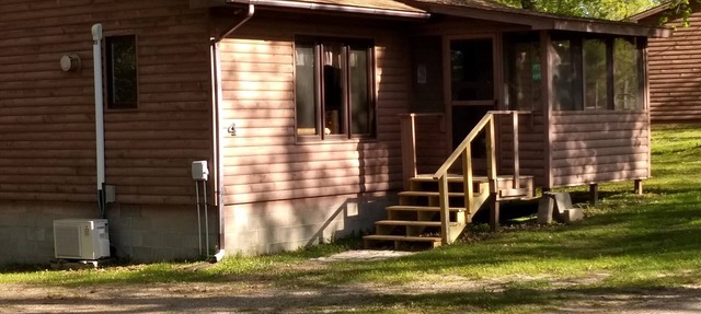 Cabin 4, Charming 2-bedroom cabin at a Family Friendly Resort in Park Rapids MN in Park Rapids