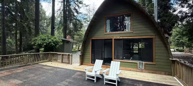 Cabin on Lake Debra Jane, 1/4 mile to Tapps Launch in Bonney Lake