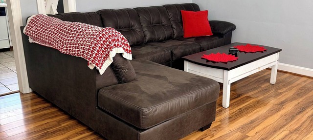 Campus Cottage: Cozy, Convenient, Captivating on Hanover College Campus in Hanover