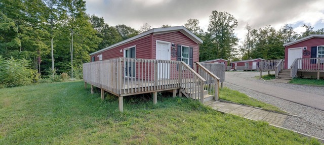Cassopolis Cabin w/On-Site Fishing Pier! in Cassopolis