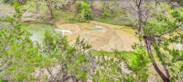 'Cedar Falls Cabin 3' Next to Turner Falls Park in Davis