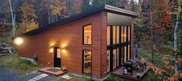 Chalet le cerf du lac in Saint-Joseph de Coleraine