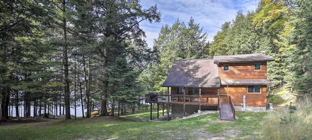 Charming Cabin w/ Lake Access & Private Dock! in Watersmeet