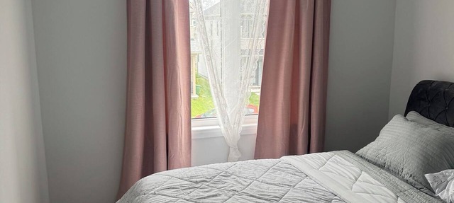 Charming One‑Bedroom Getaway in a Peaceful Townhome Setting in Ottawa