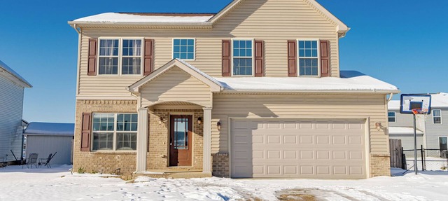 Charming Shepherdsville Cozy Home with Lakeside views in Shepherdsville