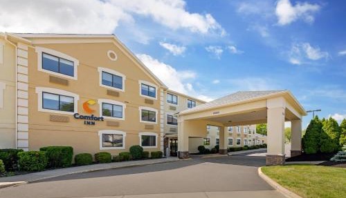 Comfort Inn River's Edge in Huron