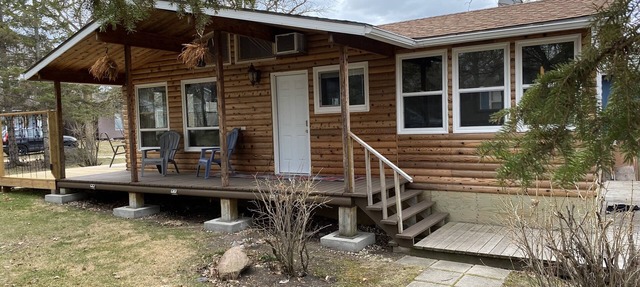 Comfy Cozy Cedar All-Season House Cabin in Grand Marais