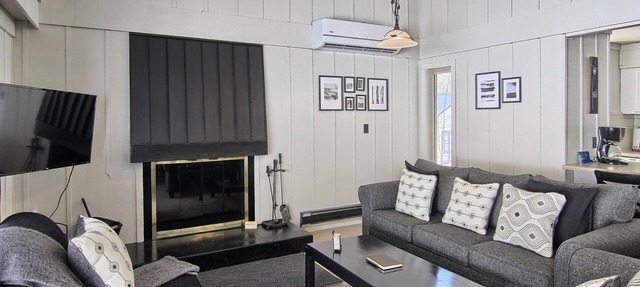 Contemporary Hideaway at Schuss Village at Shanty Creek in Bellaire