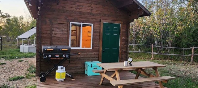 COTC - The Grouse House - Suite in Paintearth County No. 18