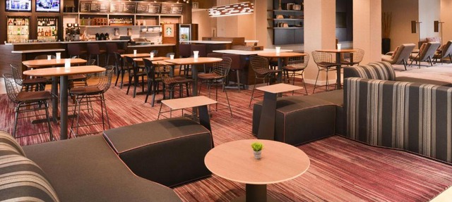 Courtyard by Marriott Toledo North in Toledo