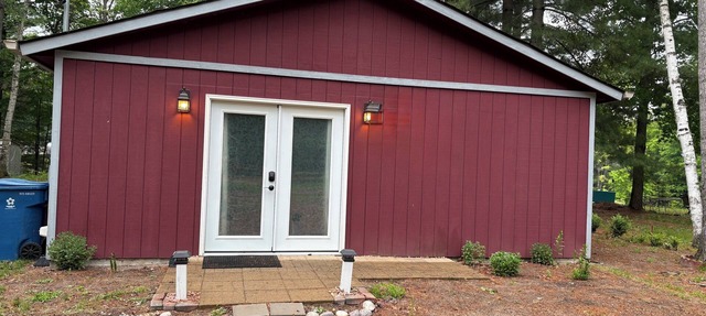 Cozy 1-bedroom studio cabin on Secord Lake 2.5hrs north of Detroit. in Alger