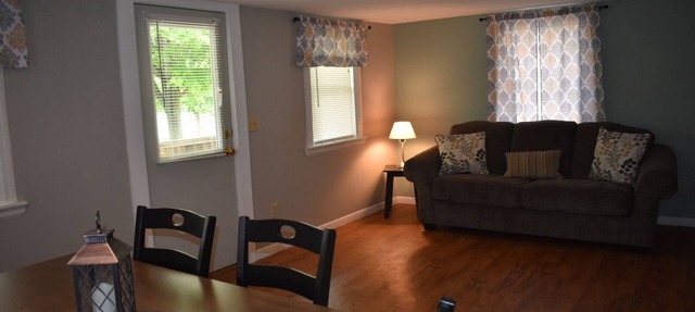 Cozy 2 Bedroom House in Adrian