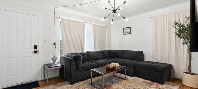Cozy 4 Bedroom Outdoor furniture 2 Bathrooms in Dearborn Heights