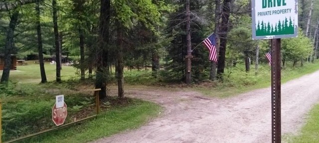 Cozy Log Cabin In The Woods in Grayling