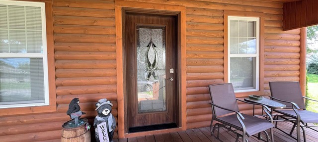 Cozy Log Cabin Retreat in Macon