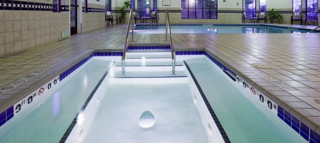 Cozy Studio | Free Breakfast. Pool & Gym. in Maple Grove