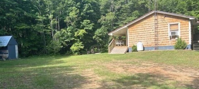 Crossover Cabin is ready for your outdoor adventure! Perfect for snowmobilers! in Munising