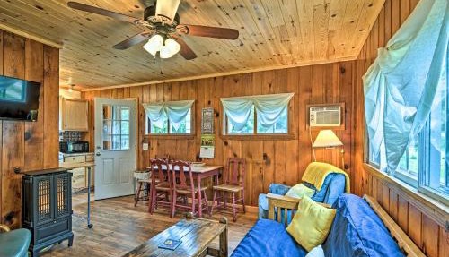 Day Trips to Boyne Mtn! Cabin Near Lake Charlevoix in Charlevoix