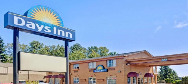 Days Inn by Wyndham Everett in Everett