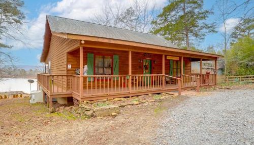 Deck & Fire Pit: Waterfront Cabin in Greers Ferry! in Fairfield Bay