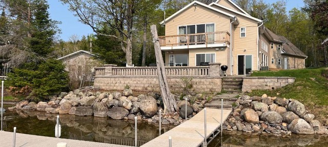 Deepwater Lodge Chicaugon Lake! in Stambaugh
