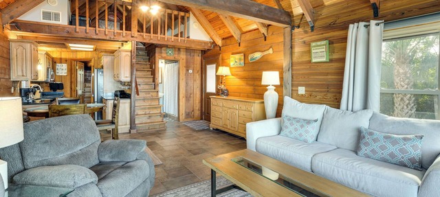 Dock & Views! Waterfront Cabin on Lake Okeechobee in Okeechobee
