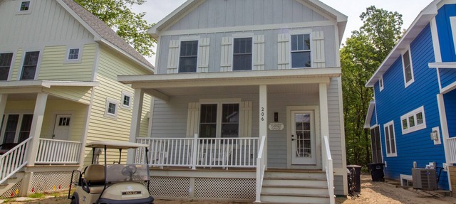Dog Friendly Golf Cart included in Beachwalk w/Pool*Beach*Tennis and more! in Michigan City