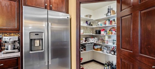 Door County Seasonal furnished rental available in Egg Harbor