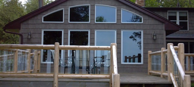 Door County Waterfront Sleeps 23 in Sturgeon Bay