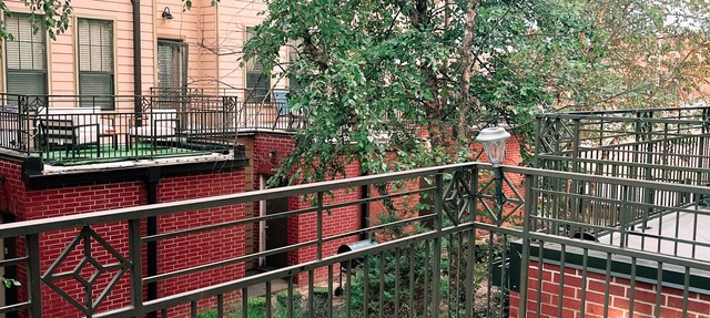 Downtown loft - walking distance to bars, restaurants, coffee shops, and more in Fort Smith