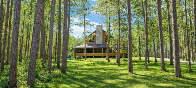 Driftwood Lodge | Cozy Castle Rock Lake Escape in New Lisbon