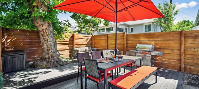 Eco-Friendly, Modern Smart Home - Surround Sound - Chef's Kitchen - Fast WiFi in Denver