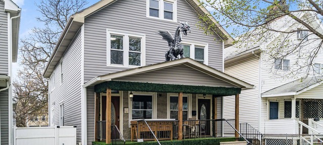 English Court Barcade: OSU home in Weinland Park/Short North in Columbus