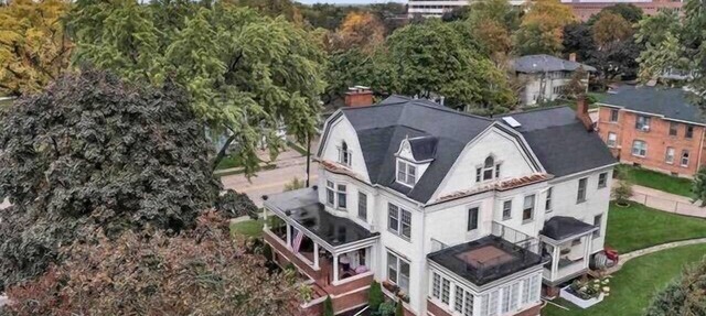 [Entire House] Historical (1896) Georgian Revival Manor in Green Bay in Green Bay