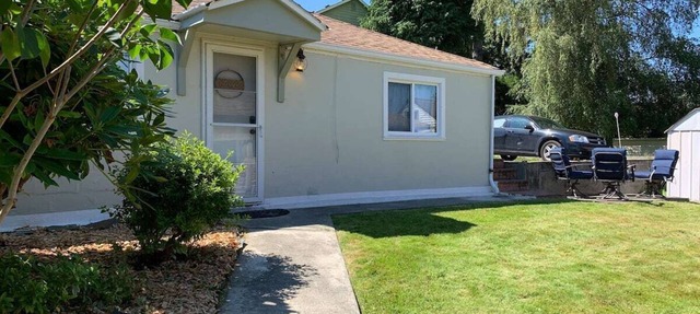 Everett - Cozy, Quiet 2 Bedroom House Close 2 Everything in Everett