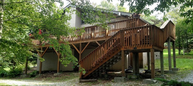 Fall Mountain Getaway in Cozy Comfort in Beech Mountain