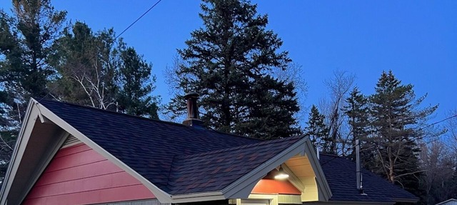 Fancy's Trailside Cabin -- One Block from East Bay! in Traverse City