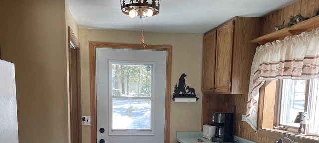 Fun Cabin Northern Wisconsin on the Menominee river! in Porterfield